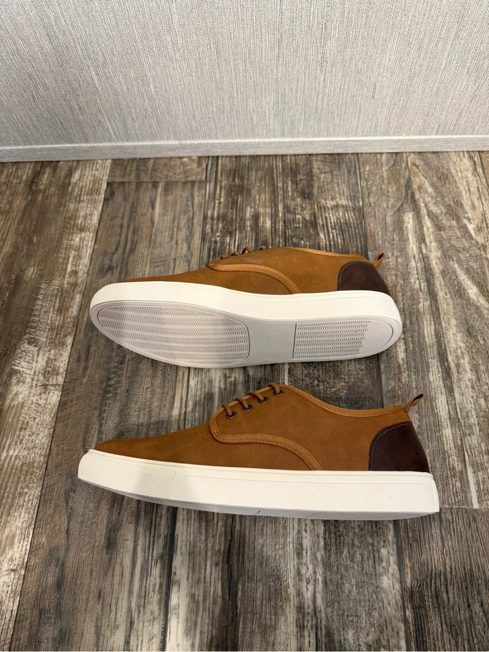 Sonoma casual low